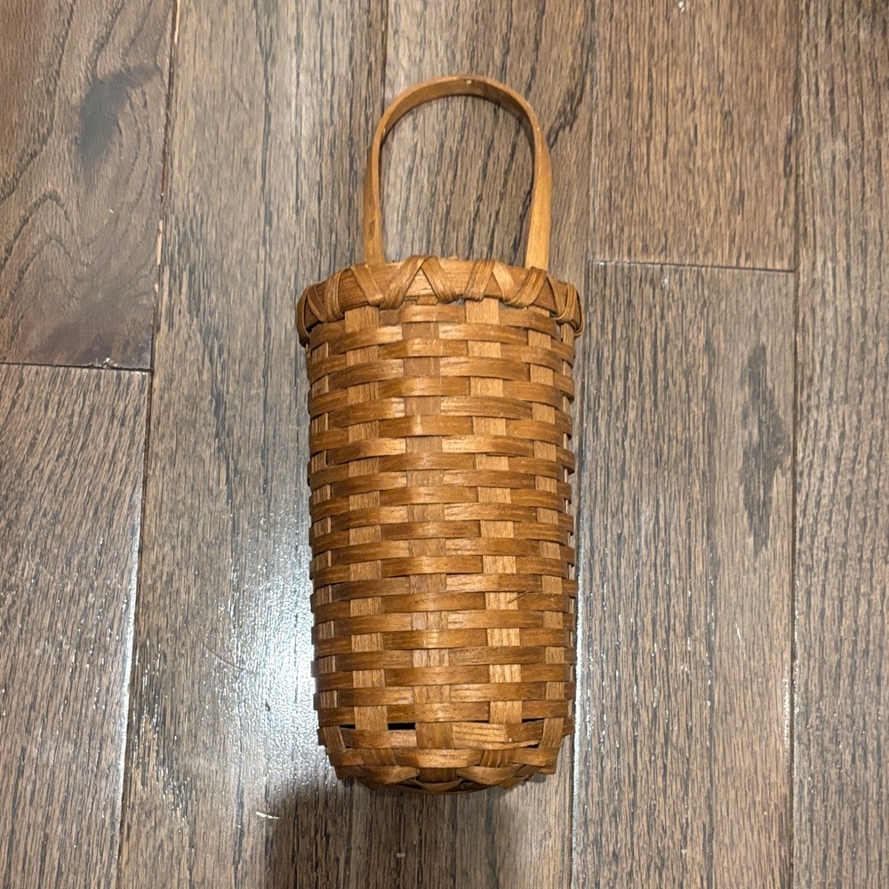Vintage Basketville hanging basket, oblong, patina, handle, 10” long